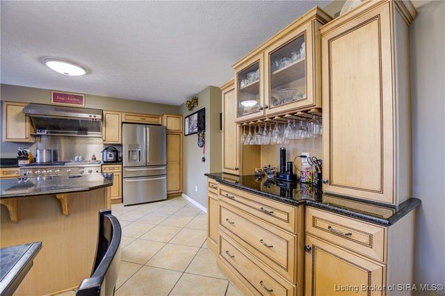 3603 Palmetto Dunes, Jeffersonville, IN 47130