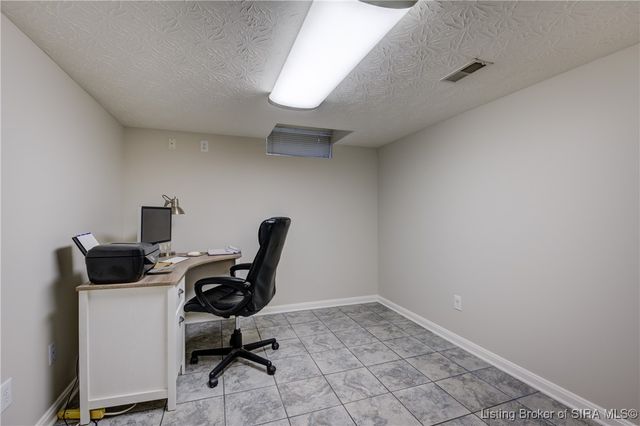 3603 Palmetto Dunes, Jeffersonville, IN 47130