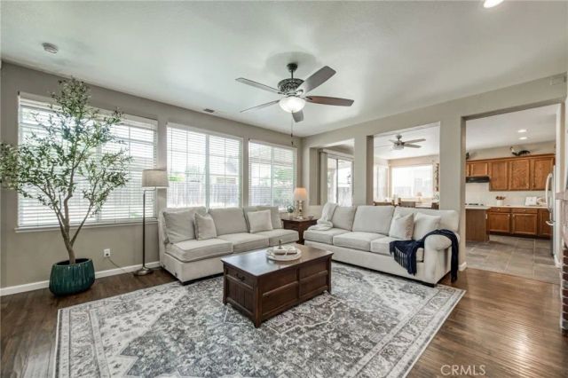 2612 E Shea Drive, Fresno, CA 93720