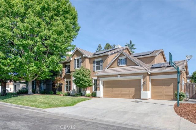 2612 E Shea Drive, Fresno, CA 93720