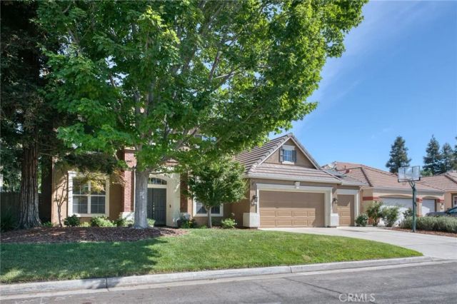 2612 E Shea Drive, Fresno, CA 93720