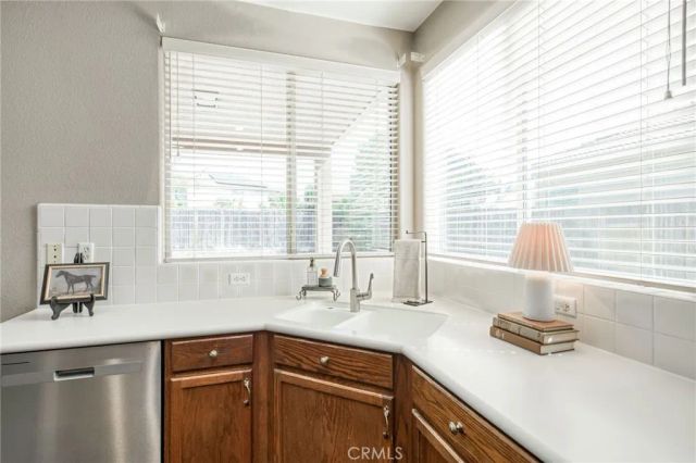 2612 E Shea Drive, Fresno, CA 93720