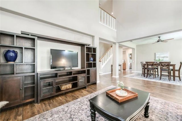 2612 E Shea Drive, Fresno, CA 93720