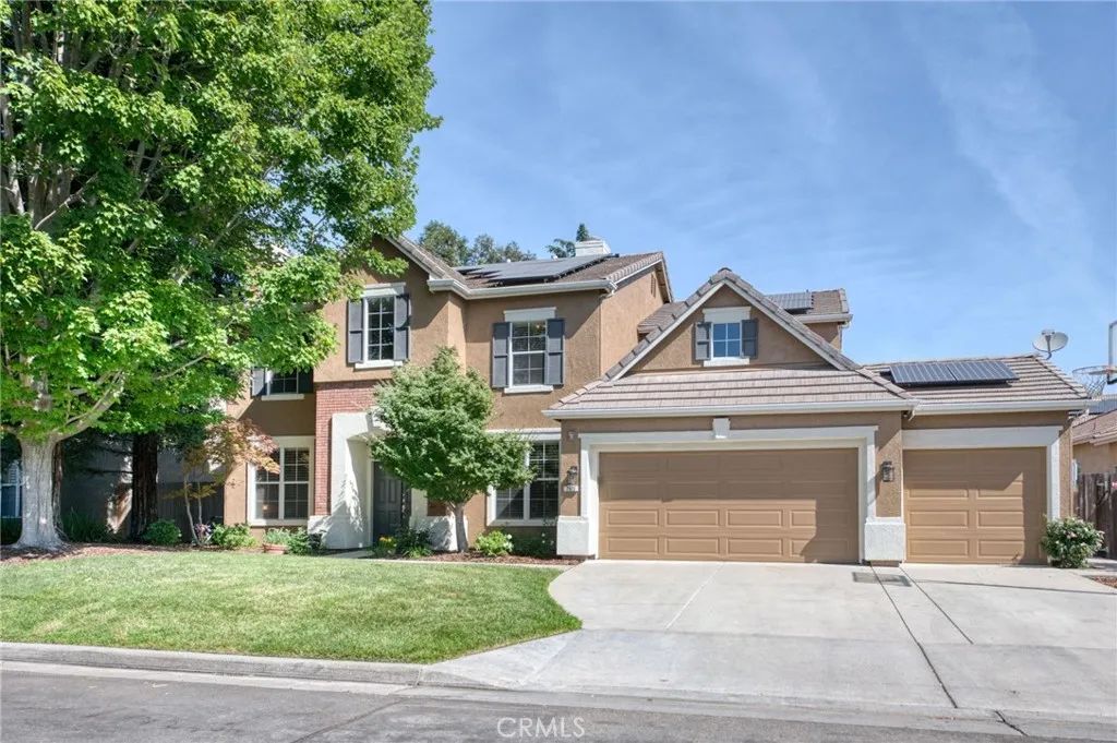 2612 E Shea Drive, Fresno, CA 93720