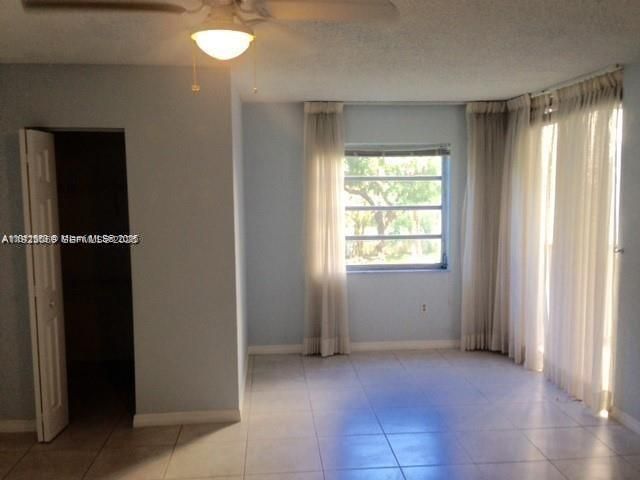 3910 Inverrary Boulevard 304B, Lauderhill, FL 33319