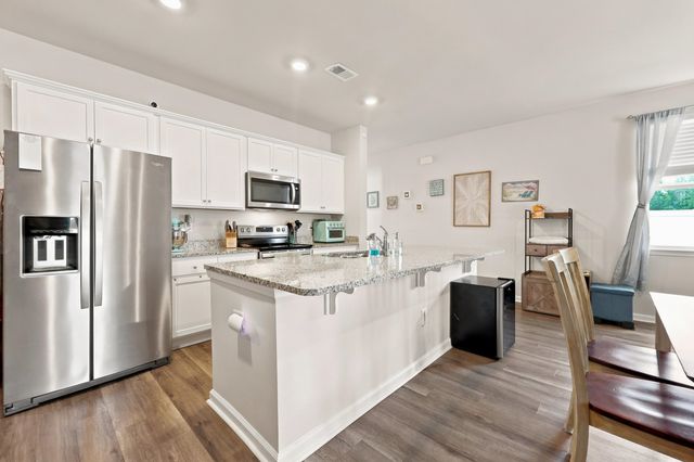 427 Samara Dr., Longs, SC 29568