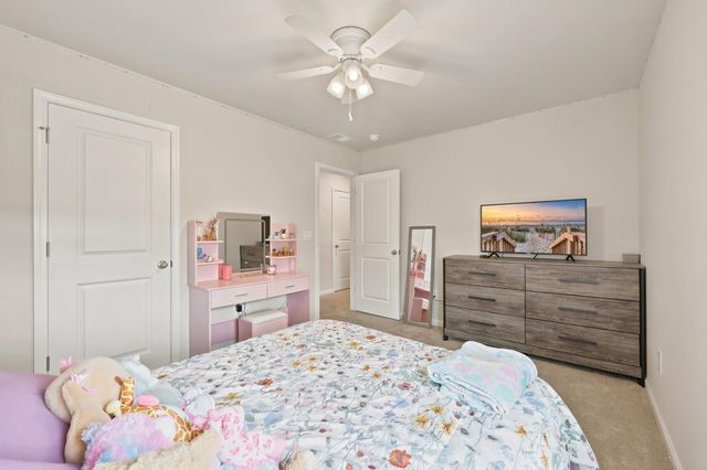427 Samara Dr., Longs, SC 29568