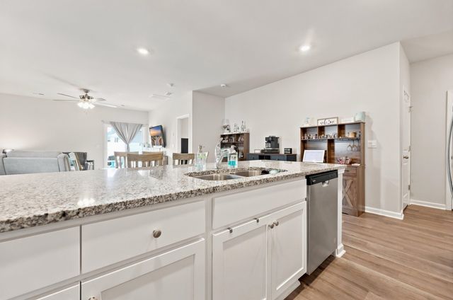 427 Samara Dr., Longs, SC 29568
