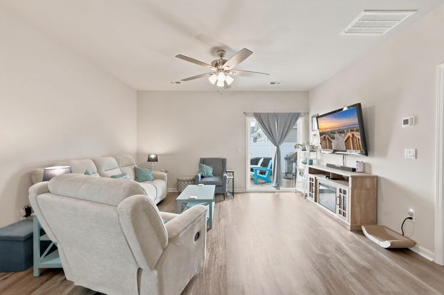 427 Samara Dr., Longs, SC 29568