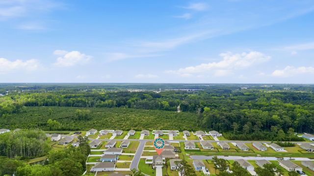 427 Samara Dr., Longs, SC 29568