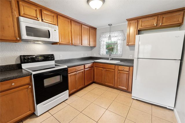 621 WILDER ROAD, Lakeland, FL 33809