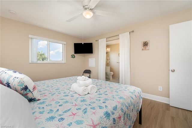 1751 Lakeview BLVD, North Fort Myers, FL 33903