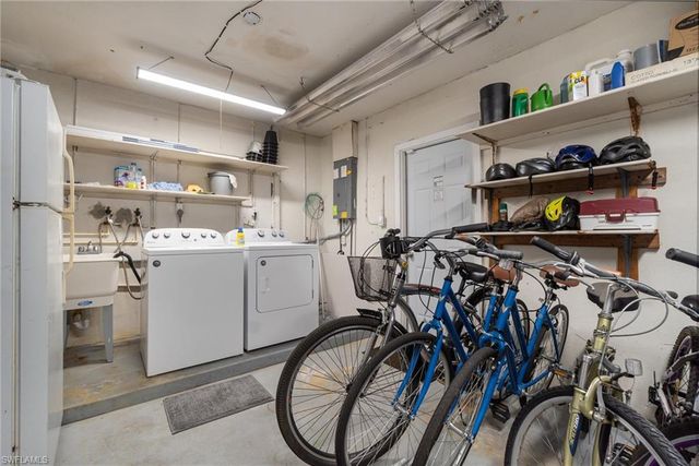 1751 Lakeview BLVD, North Fort Myers, FL 33903