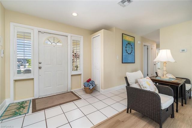 1751 Lakeview BLVD, North Fort Myers, FL 33903