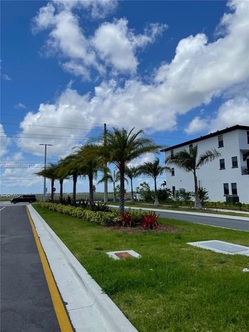 15560 SW 136th Street 207, Miami, FL 33196