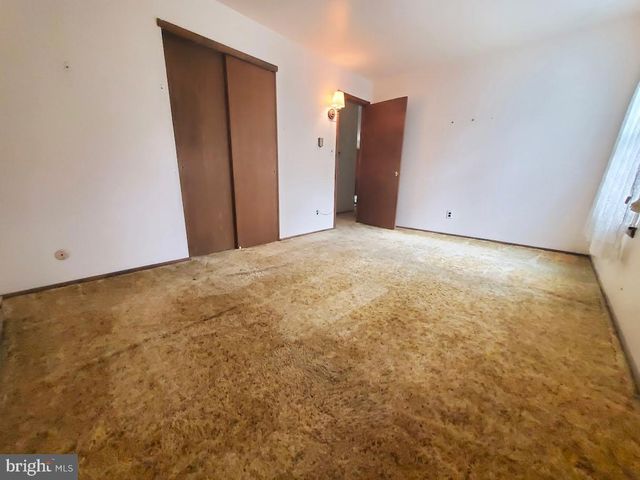 34 GROUSE ST, Browns Mills, NJ 08015