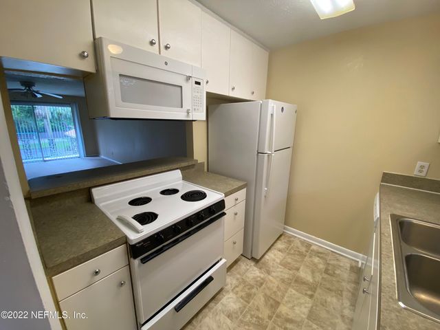 4836 ATLANTIC Boulevard 118, Jacksonville, FL 32207