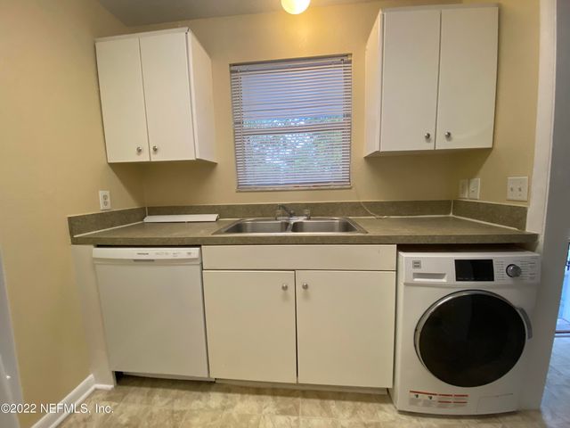 4836 ATLANTIC Boulevard 118, Jacksonville, FL 32207