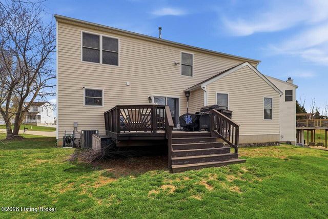 10204 Red Clover Ct, Louisville, KY 40228