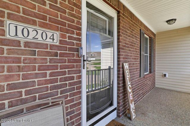 10204 Red Clover Ct, Louisville, KY 40228