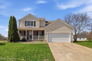 10204 Red Clover Ct, Louisville, KY 40228