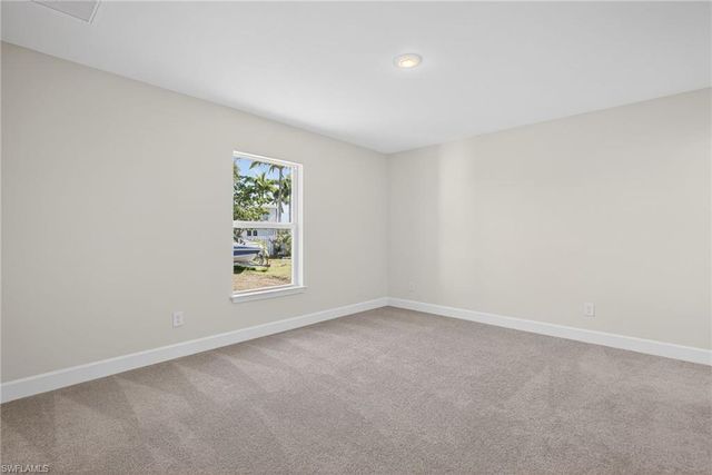 1219 NW 8th PL, Cape Coral, FL 33993