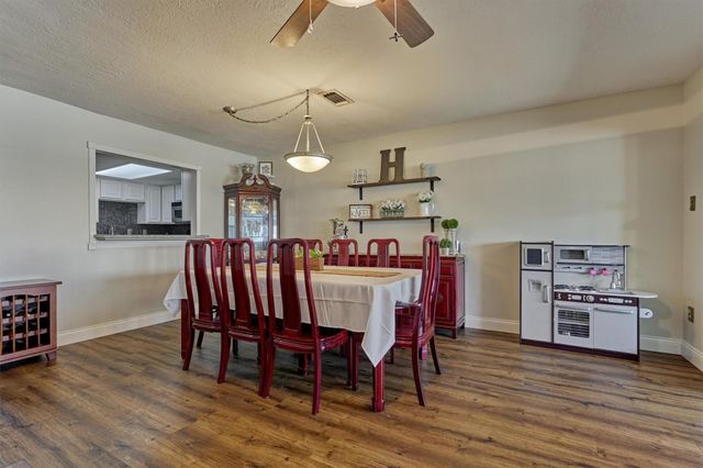 39 Regency Point, Conroe, TX 77356