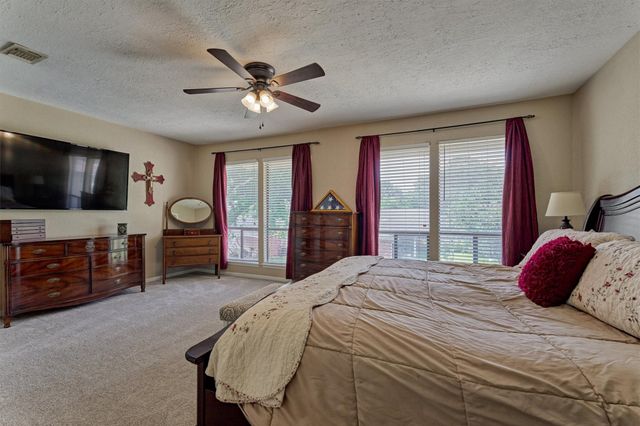 39 Regency Point, Conroe, TX 77356