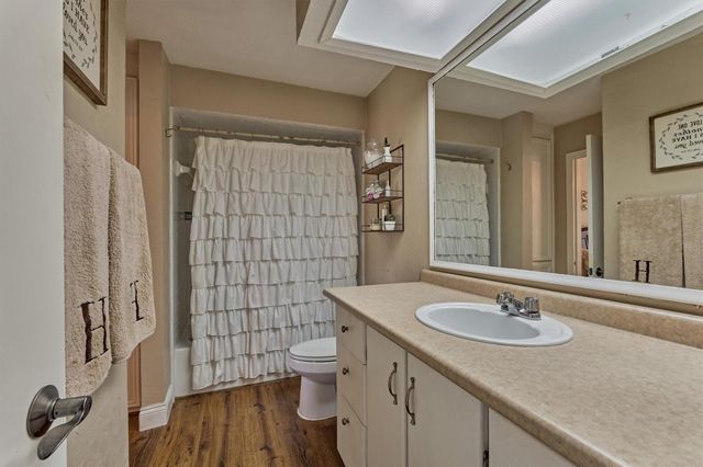 39 Regency Point, Conroe, TX 77356