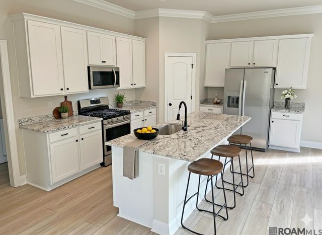 13116 Hawk Creek St, Gonzales, LA 70737