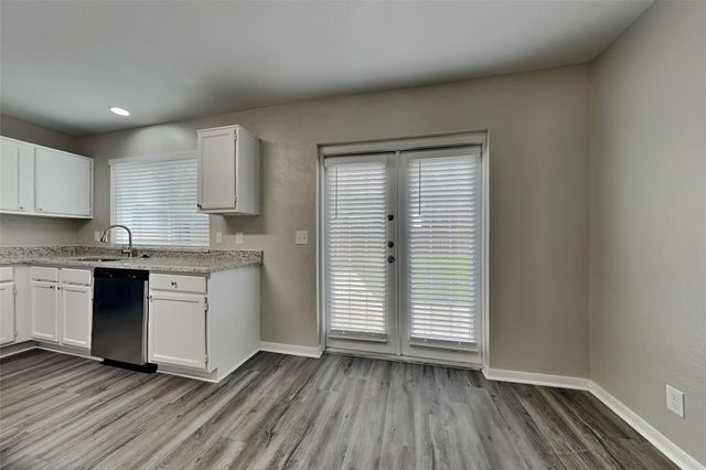 9411 Bayou Bluff Drive, Spring, TX 77379