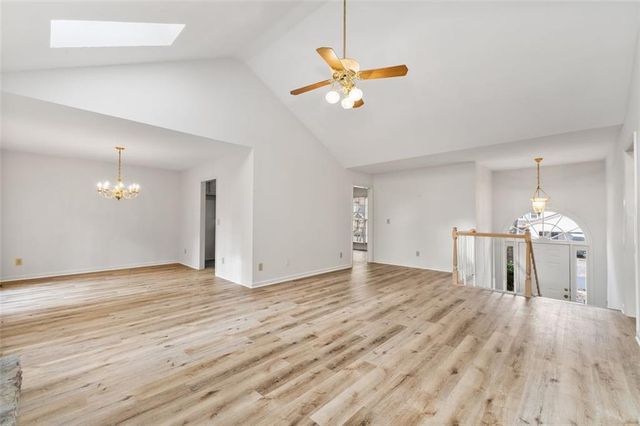 1310 Cobblestone Lane, Woodstock, GA 30189