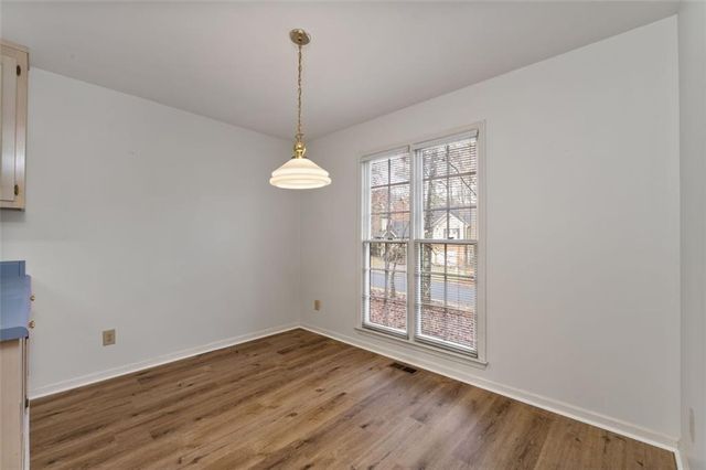 1310 Cobblestone Lane, Woodstock, GA 30189