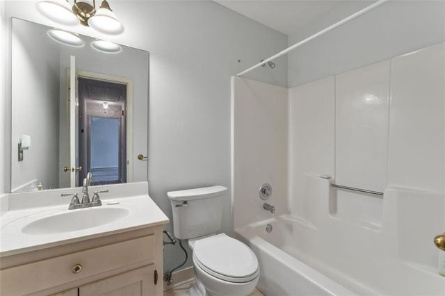 1310 Cobblestone Lane, Woodstock, GA 30189