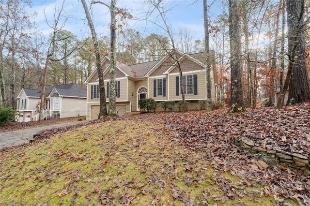 1310 Cobblestone Lane, Woodstock, GA 30189