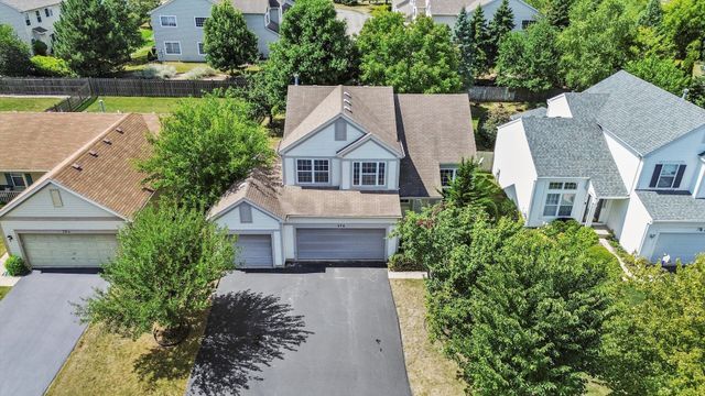372 White Tail Drive, Grayslake, IL 60030