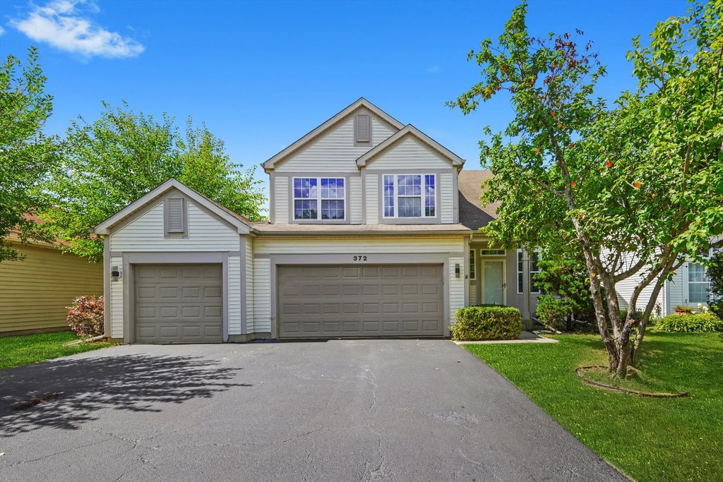 372 White Tail Drive, Grayslake, IL 60030