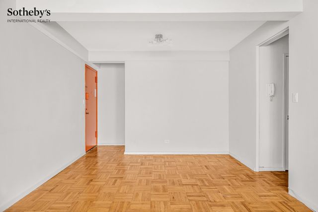 150 E 56th St Apt 4C, New York City, NY 10022