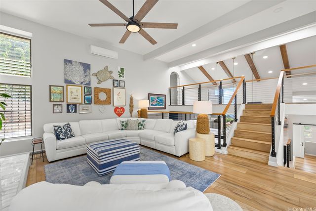 1868 Kihi Street, Honolulu, HI 96821