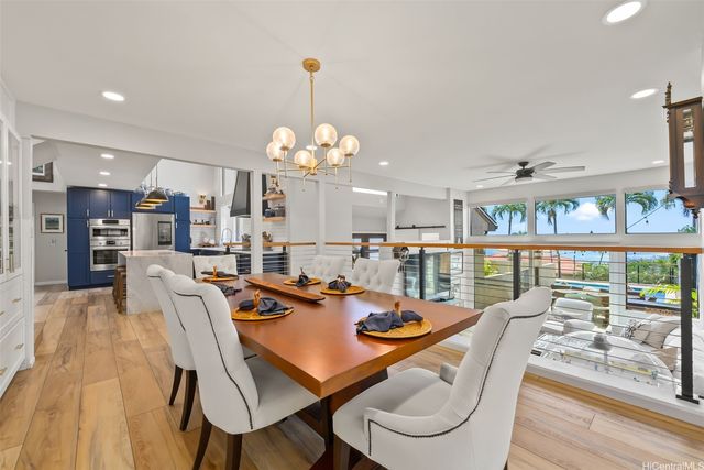 1868 Kihi Street, Honolulu, HI 96821