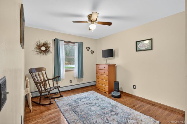 10 Carly Drive, Highland, NY 12528