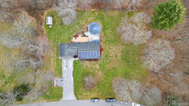 10 Carly Drive, Highland, NY 12528