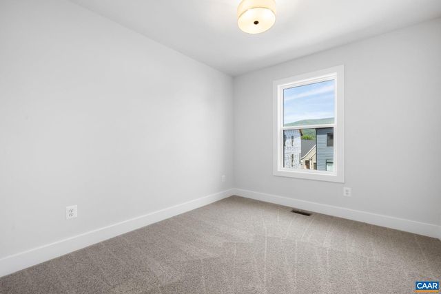 5434 GOLF DR, Crozet, VA 22932