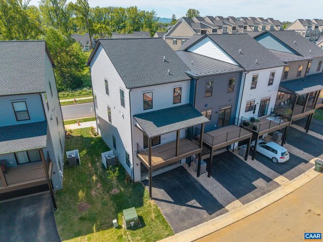 5434 GOLF DR, Crozet, VA 22932