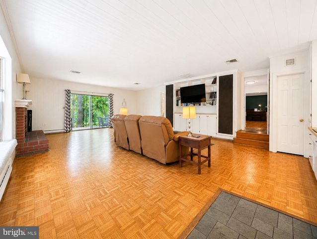 1802 KIPLING DR, Salisbury, MD 21801