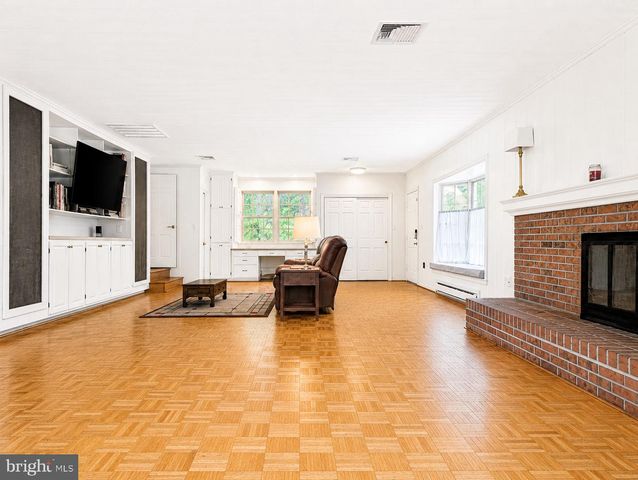 1802 KIPLING DR, Salisbury, MD 21801