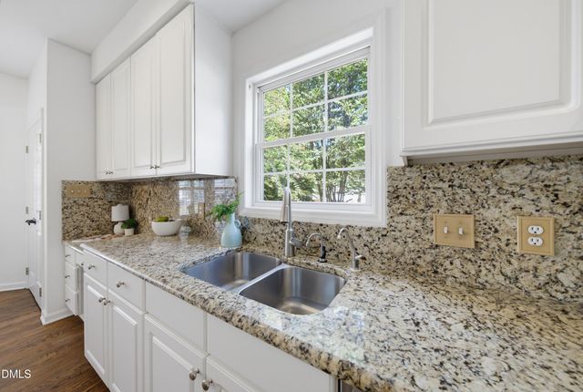 100 Bridlebit Court, Cary, NC 27513