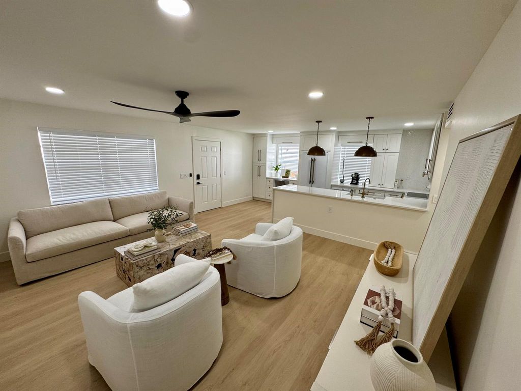 977 Normandy U, Delray Beach, FL 33484