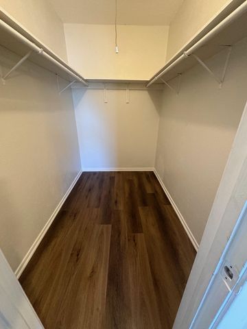 7801 Shoal Creek BLVD 201, Austin, TX 78757