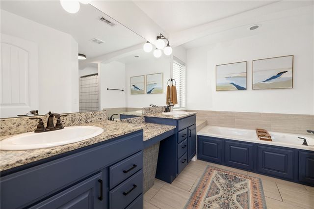 3494 Foxtail Lily Lane, Fayetteville, AR 72704